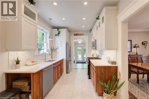 106 Sydenham Street Brantford ON N3R 3Y6