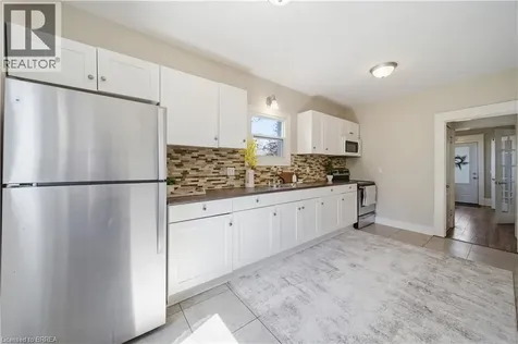 33 Richmond Street Brantford ON N3T 3Y2