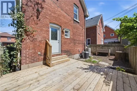 33 Richmond Street Brantford ON N3T 3Y2