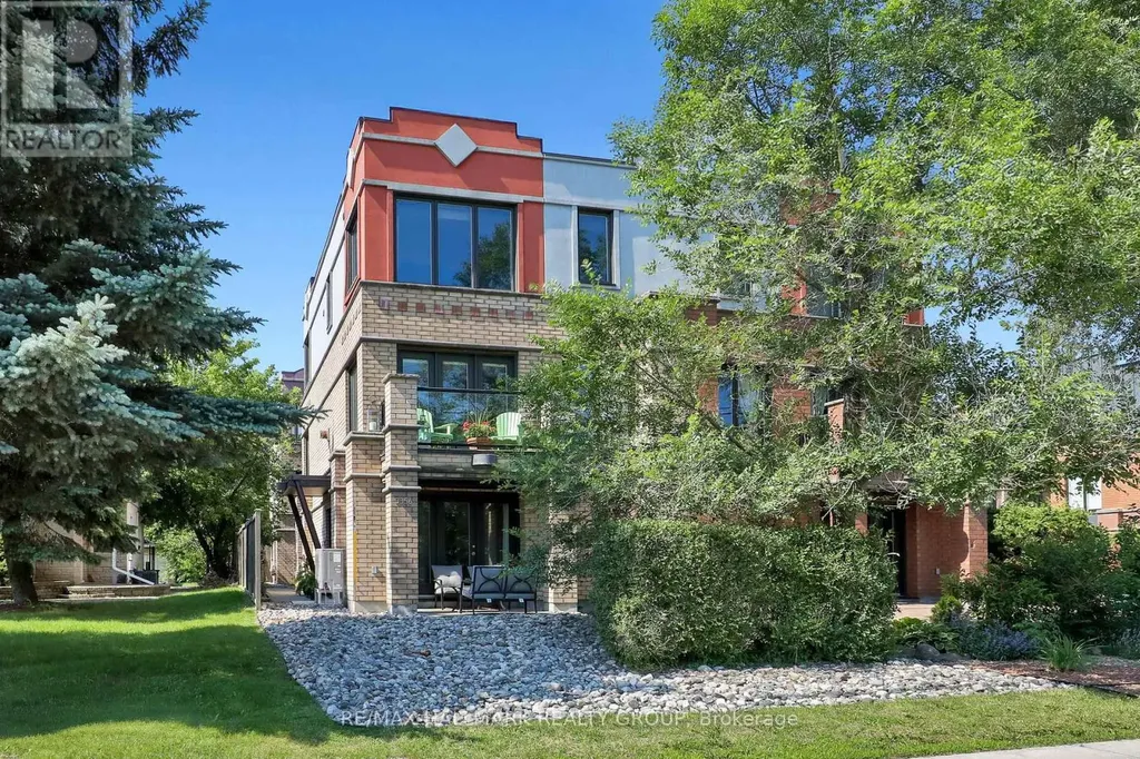 3356 Carling Avenue Ottawa ON K2H 0A7