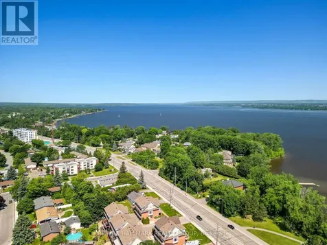3356 Carling Avenue Ottawa ON K2H 0A7