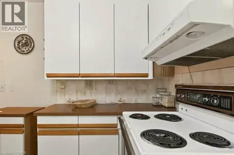 803 Montgomery Drive Ancaster ON L9G 3H6