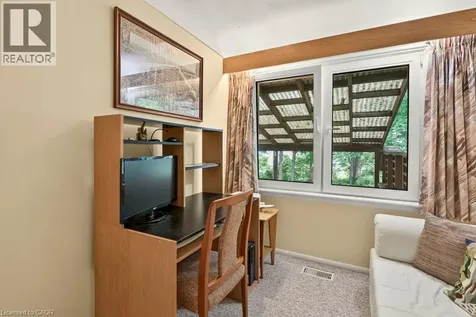 803 Montgomery Drive Ancaster ON L9G 3H6