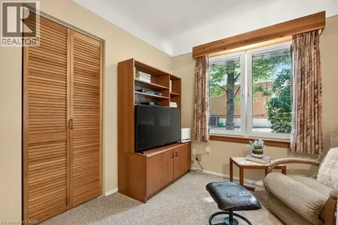 803 Montgomery Drive Ancaster ON L9G 3H6
