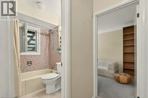 803 Montgomery Drive Ancaster ON L9G 3H6