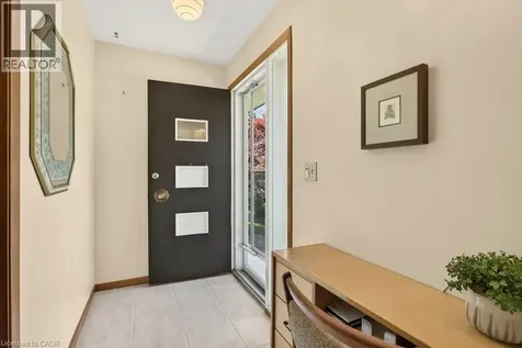 803 Montgomery Drive Ancaster ON L9G 3H6