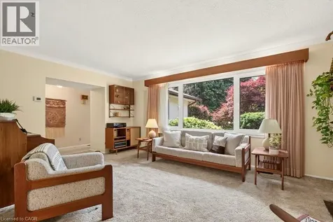 803 Montgomery Drive Ancaster ON L9G 3H6