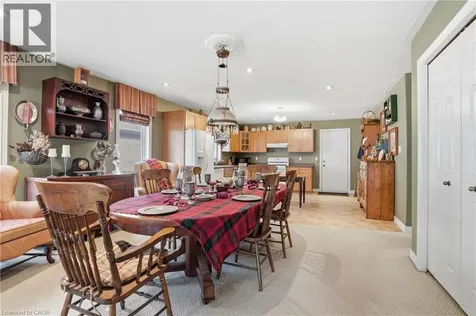 9 Pace Avenue Brantford ON N3S 7V4