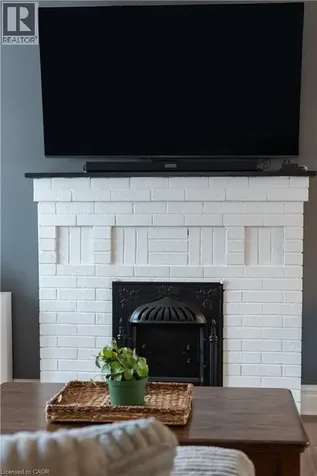 124 Balsam Avenue North Hamilton ON L8L 6Y3