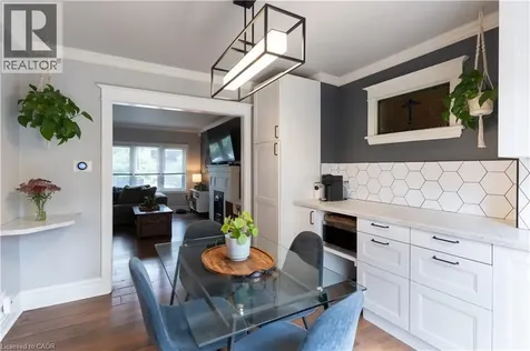 124 Balsam Avenue North Hamilton ON L8L 6Y3