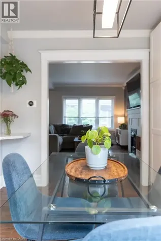 124 Balsam Avenue North Hamilton ON L8L 6Y3