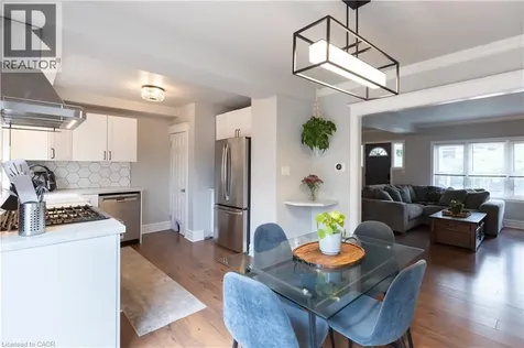 124 Balsam Avenue North Hamilton ON L8L 6Y3