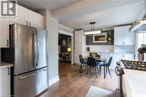 124 Balsam Avenue North Hamilton ON L8L 6Y3