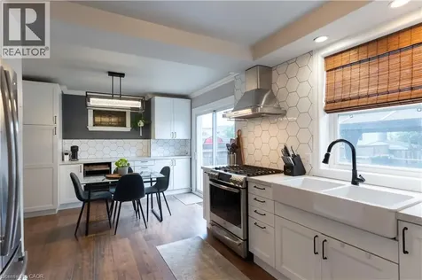 124 Balsam Avenue North Hamilton ON L8L 6Y3