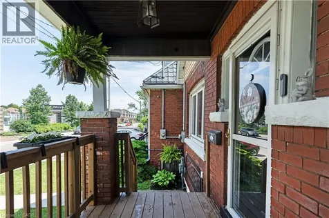 124 Balsam Avenue North Hamilton ON L8L 6Y3