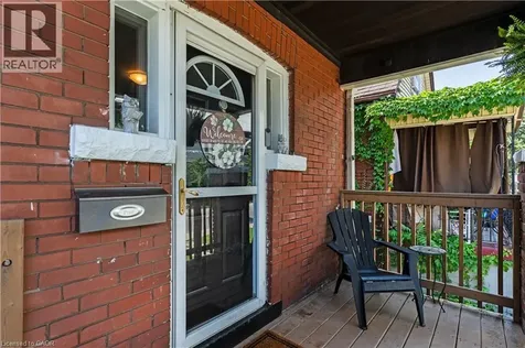 124 Balsam Avenue North Hamilton ON L8L 6Y3