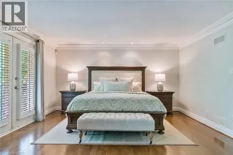 104 Whittington Place Oakville ON L6K 3V9