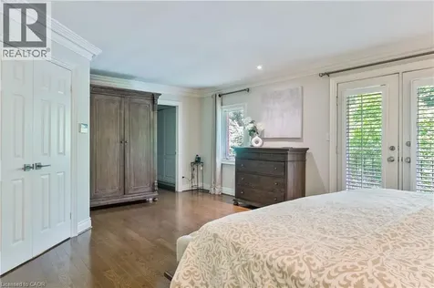 104 Whittington Place Oakville ON L6K 3V9