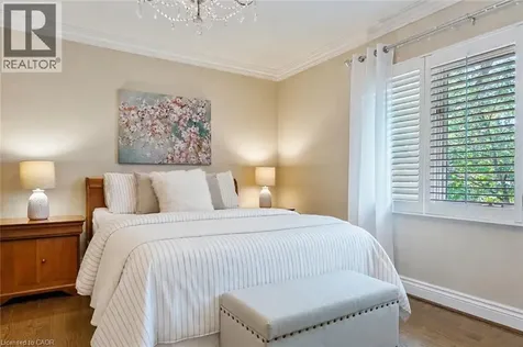 104 Whittington Place Oakville ON L6K 3V9