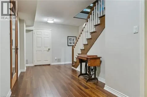 104 Whittington Place Oakville ON L6K 3V9