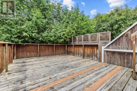 6420 Sablewood Place Ottawa ON K1C 7L7