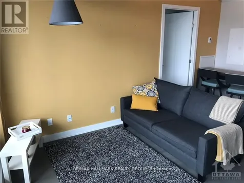 203 Catherine Street Ottawa ON K2P 1C3