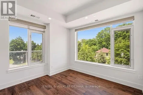 7 Marquette Avenue Ottawa ON K1L 8A7