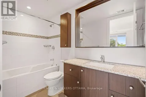 7 Marquette Avenue Ottawa ON K1L 8A7