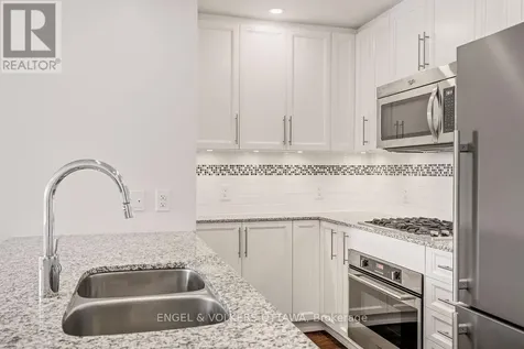 7 Marquette Avenue Ottawa ON K1L 8A7