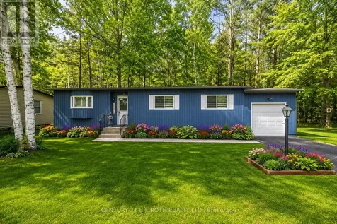 10 Allen Drive North Wasaga Beach ON L9Z 1K5