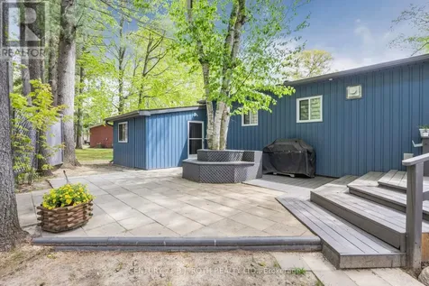 10 Allen Drive North Wasaga Beach ON L9Z 1K5