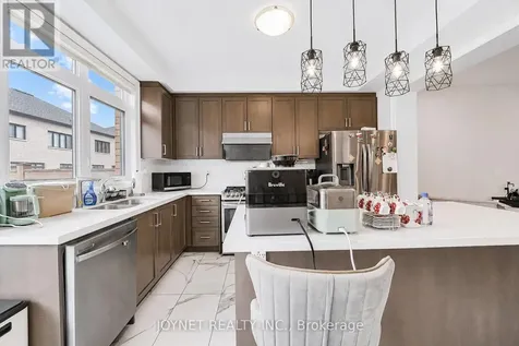23 Mallery Street Richmond Hill ON L4S 0H7