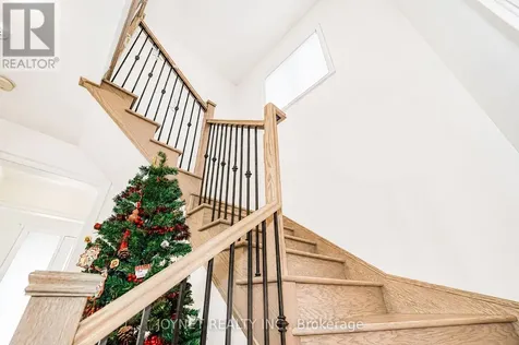 23 Mallery Street Richmond Hill ON L4S 0H7
