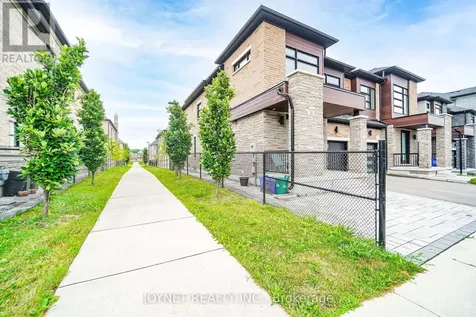23 Mallery Street Richmond Hill ON L4S 0H7