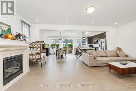 23 Mallery Street Richmond Hill ON L4S 0H7