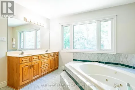 2088 Wilkinson Street Innisfil ON L9S 1X3