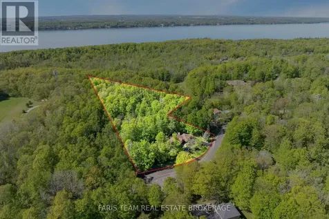2088 Wilkinson Street Innisfil ON L9S 1X3