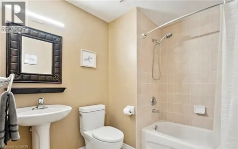 996 Beach Boulevard Hamilton ON L8H 6Z4