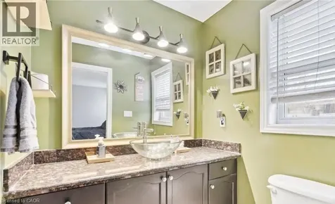 996 Beach Boulevard Hamilton ON L8H 6Z4