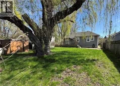 996 Beach Boulevard Hamilton ON L8H 6Z4