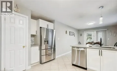 996 Beach Boulevard Hamilton ON L8H 6Z4