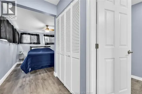 2337 Parkwood Avenue Windsor ON N8W 2K3