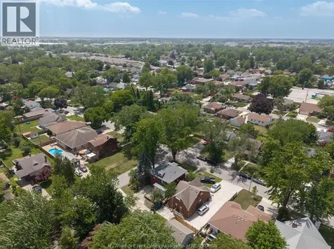 2390 Princess Avenue Windsor ON N8T 1V1