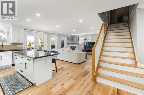 1376 Lakeview Avenue Windsor ON N8P 1K7