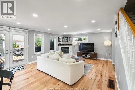1376 Lakeview Avenue Windsor ON N8P 1K7