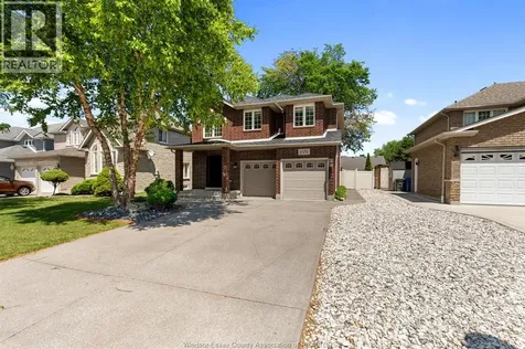 1376 Lakeview Avenue Windsor ON N8P 1K7