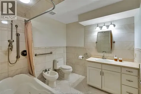 1160 Jillian Lakeshore ON N0R 1A0