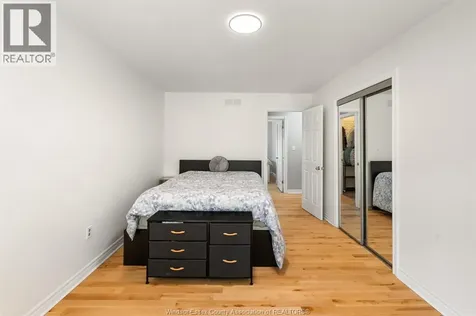 1376 Lakeview Avenue Windsor ON N8P 1K7