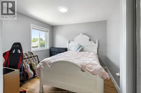 1376 Lakeview Avenue Windsor ON N8P 1K7