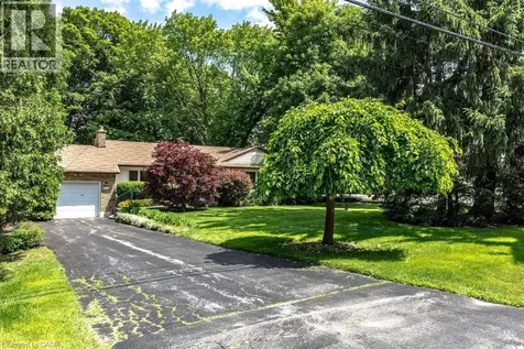 803 Montgomery Drive Ancaster ON L9G 3H6